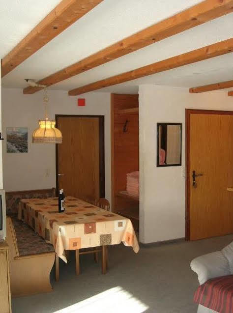 Haus Che D'Mot Apartment Самнаун Екстериор снимка